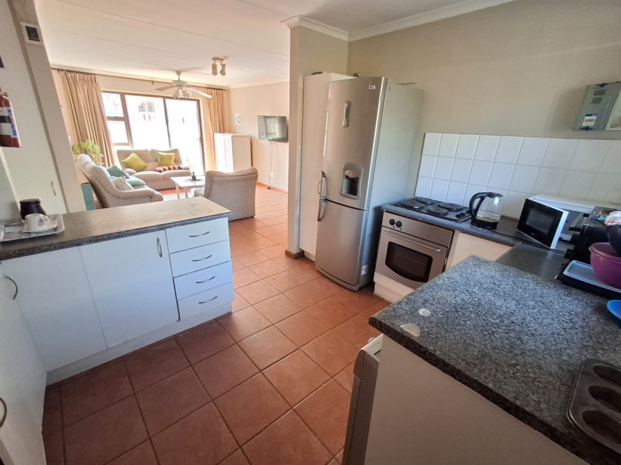 To Let 1 Bedroom Property for Rent in Summerstrand Eastern Cape